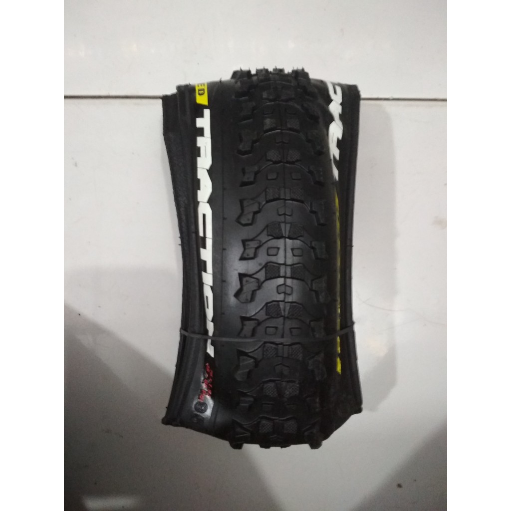 Ban luar 26 x 1.95 united traction