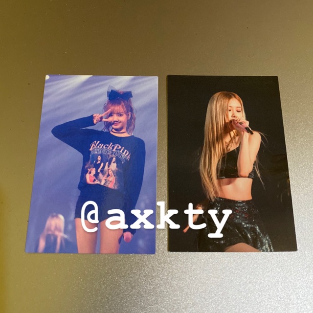 BLACKPINK IN YOUR AREA TOUR SEOUL 2018 DVD PHOTOCARD (ROSE & LISA)