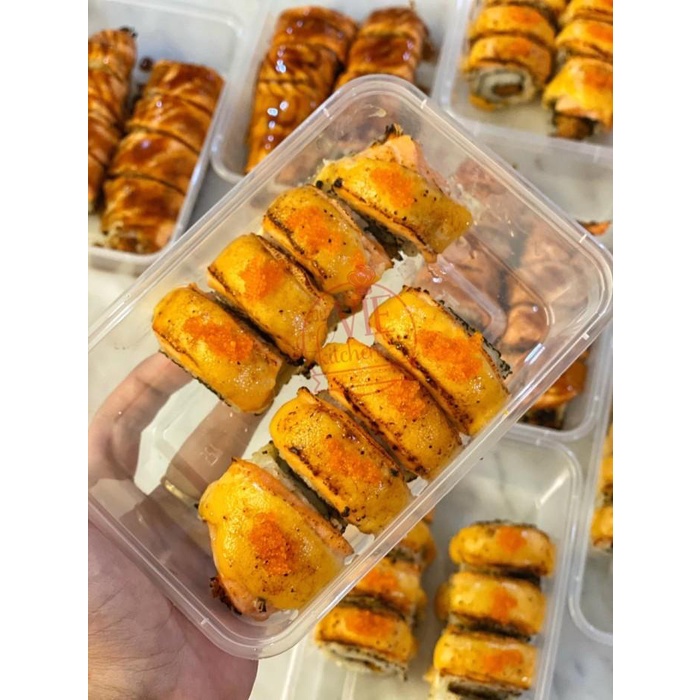 

Nay / Salmon Sushi Roll Kualitas Terbaik