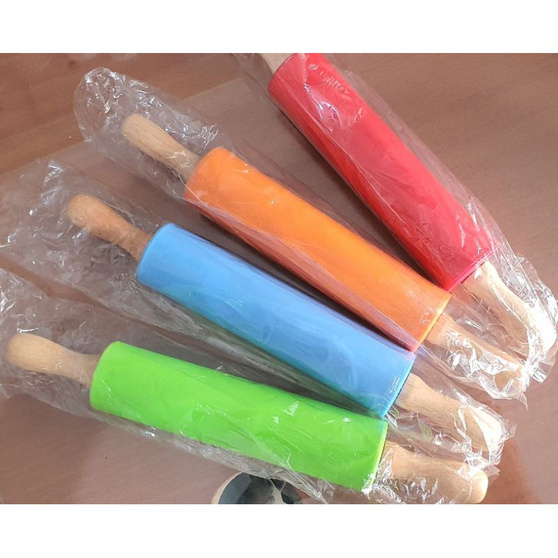 

Rolling Pin Warna Warni 30Cm