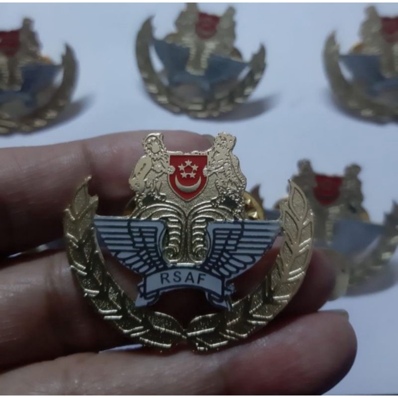 

pin custom satuan/pin kuningan/pin stanlis