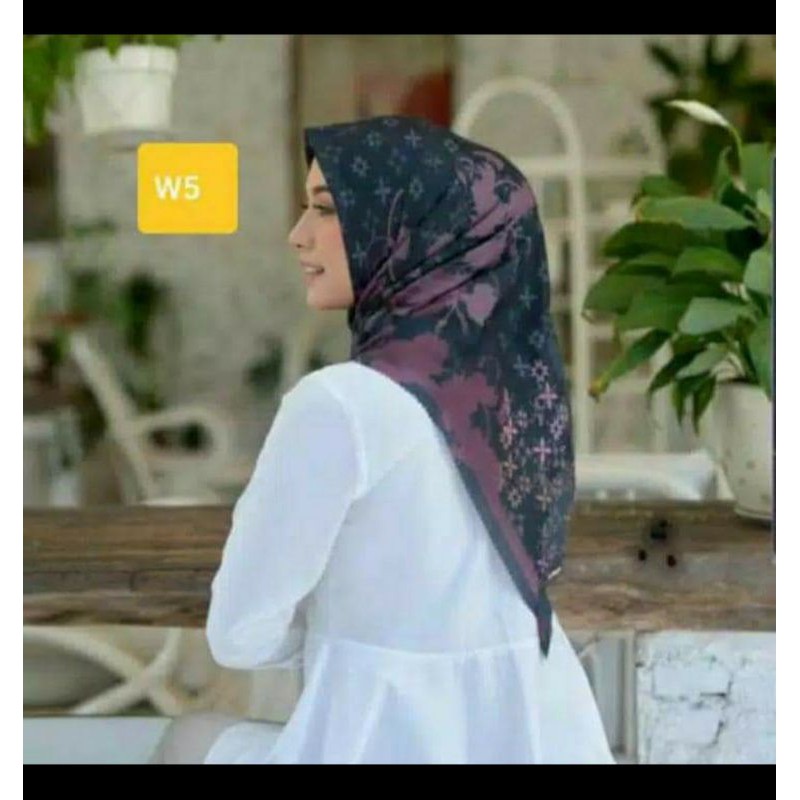 HijabDeenayMotif