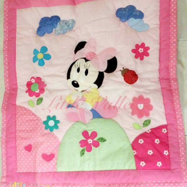 Selimut bayi minnie mouse