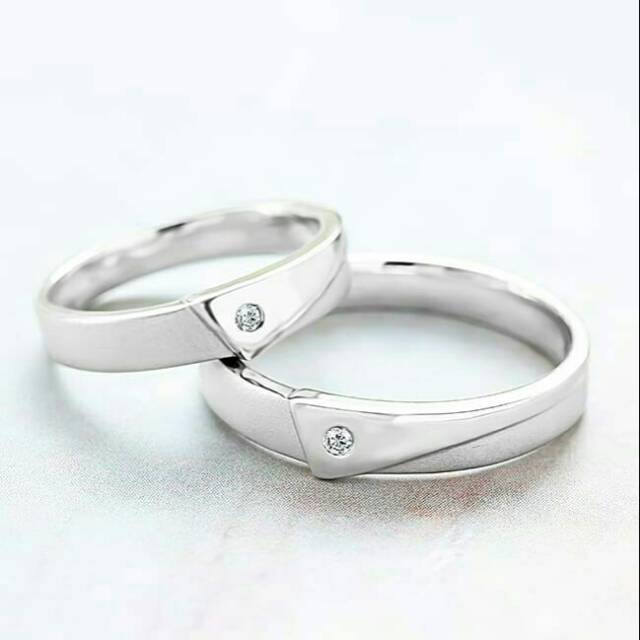 Cincin nikah couple