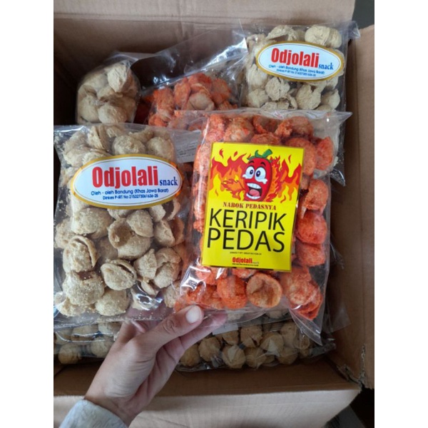 

KERIPIK TAHU PEDAS/ORIGINAL