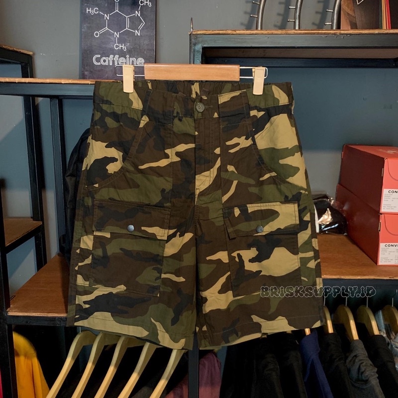 SHORTPANTS UN*QLO CAMO ORIGINAL