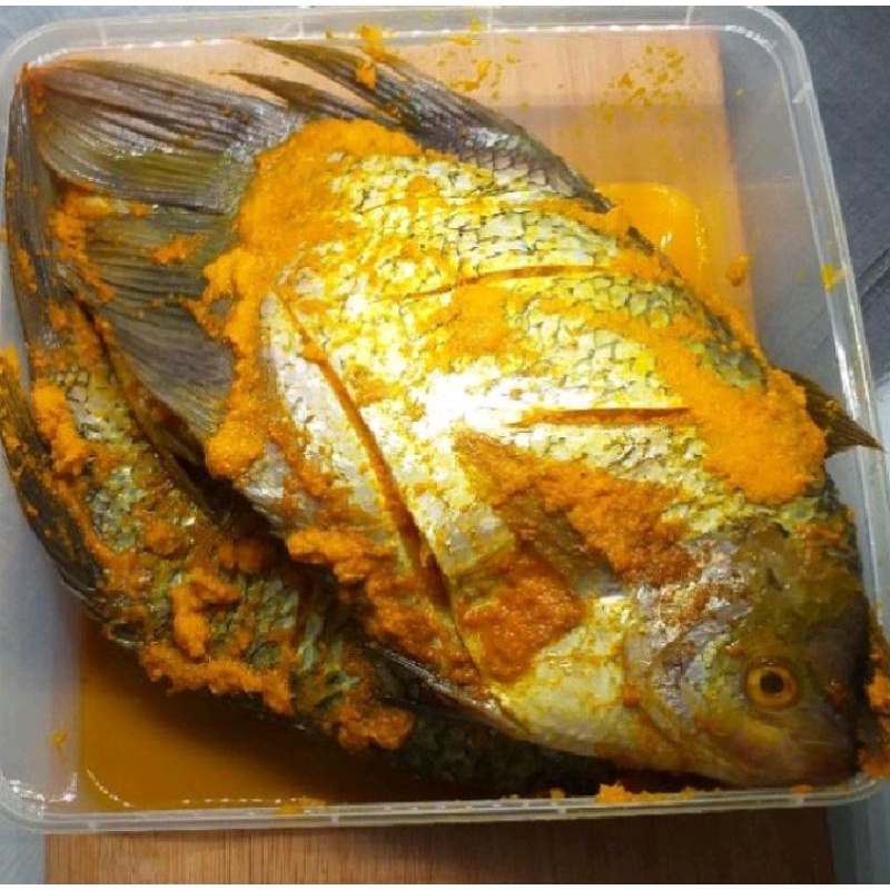 

Puri Segar Shop, Ikan Gurame Bumbu Kuning 500 Gram (ORDERAN PAGI HARI)