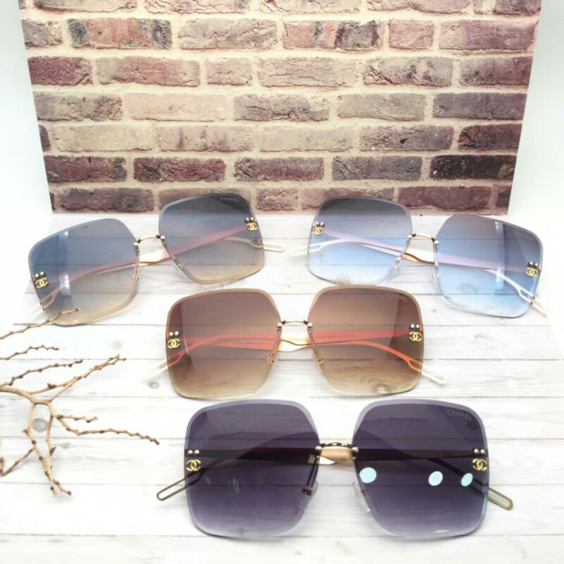 KACAMATA HITAM FASHION WANITA CNL 2002