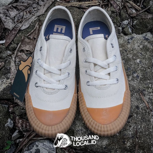 Brodo Vulcan Low White Gum Sole