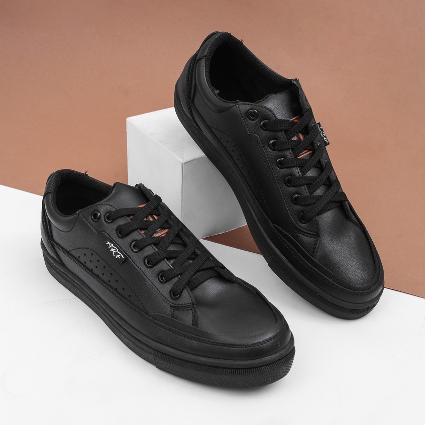 JOSE FULL BLACK |ManNeedMe x ARF| Sepatu Sneakers Pria Casual Shoes ORIGINAL