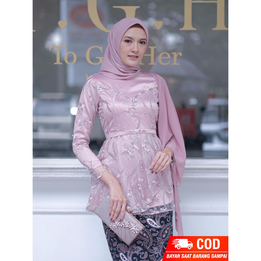 SOLOBATIK - New Arrival - Kebaya Brukat Warna Navy - Kebaya Tille Brokat Mutiara - Kebaya Rok Batik Modern - Kebaya Wisuda Modern Kekinian Termurah