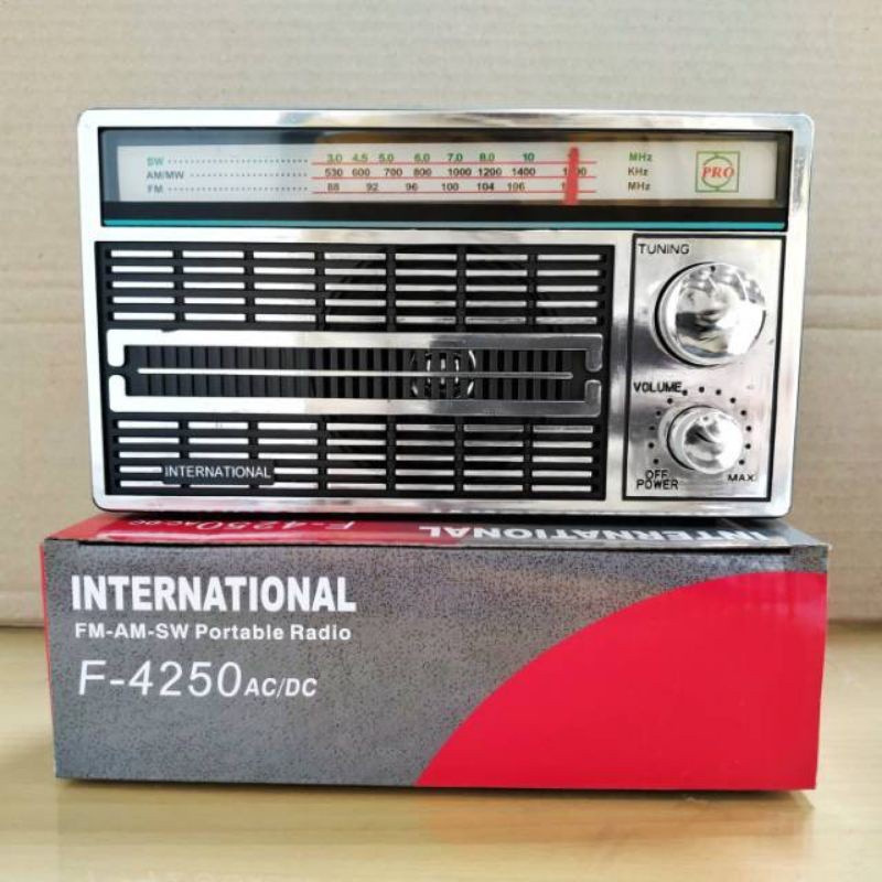 COD Radio Portable International CR-4250 AC/DC FM/AM/SW/Radio portable AC/DC Motif Jadul