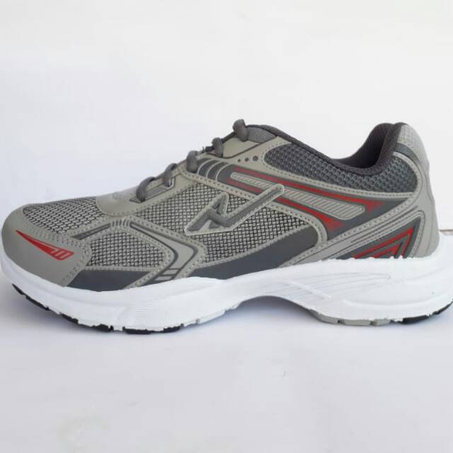 Sepatu pria olahraga PRO ATT MC 52 abu abu lis merah