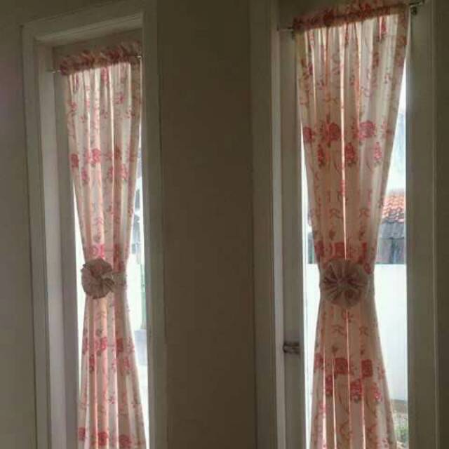 Gorden minimalis vitrase model kupu-kupu