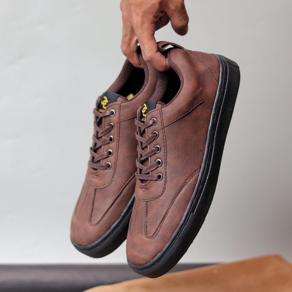 JHON x CARTER Sepatu Kasual Sneakers Pria Trendy Kulit Pu Original Distro Kerja Kantor Kuliah Ori