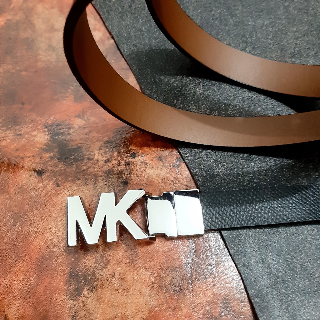 Ikat Pinggang Wanita Logo Buckle Skinny Reversible Leather Belt