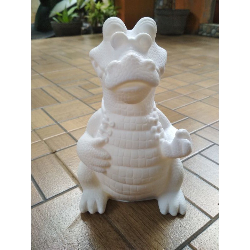 Cetakan celengan Buaya untuk anak anak