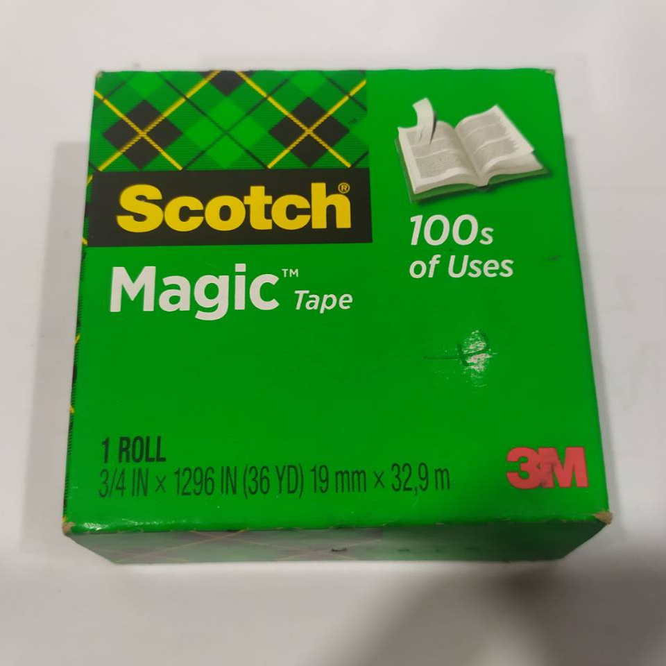 

Solasi / selotip Transparan Scotch 3M Magic Tape 810 3/4 inch x 36 yd ( 19mm x 32,9 m ) Ukuran Medium / Sedang