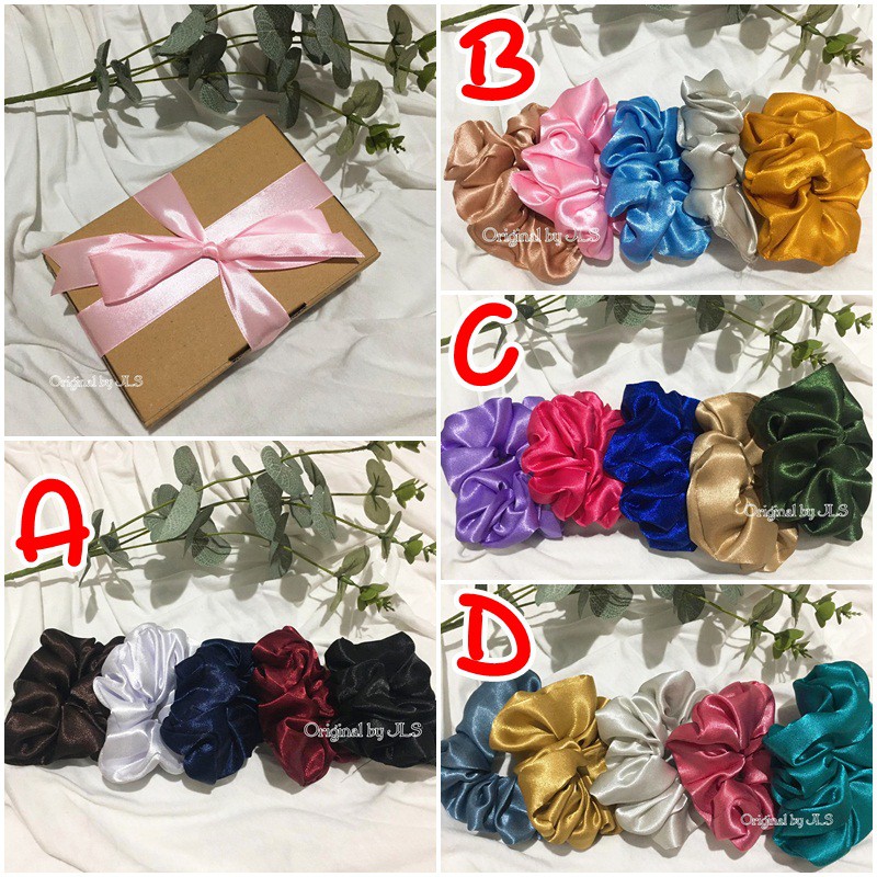 

Gift box scrunchies / Kotak hadiah ikat rambut satin / Hadiah , Gift & Souvernir