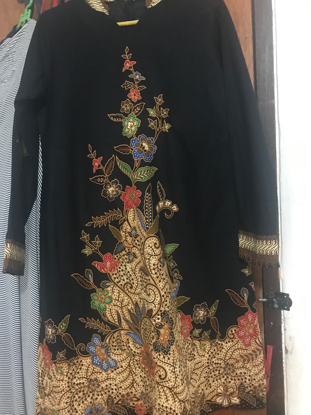 Tunik Batik Motif Cantika