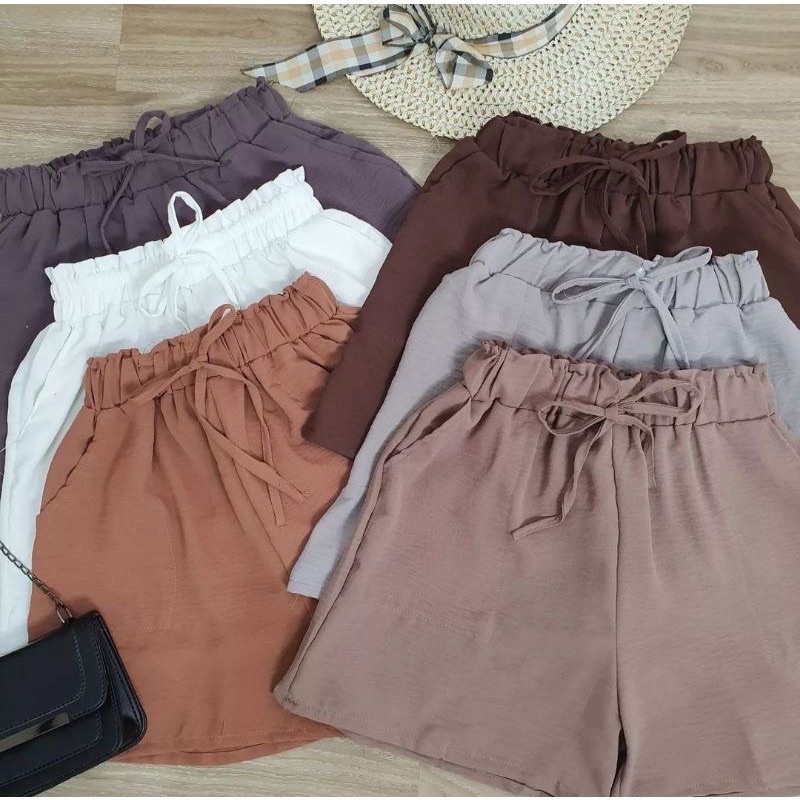 Laura Hotpants Crinkle Airflow Celana Pendek 3/4 Wanita