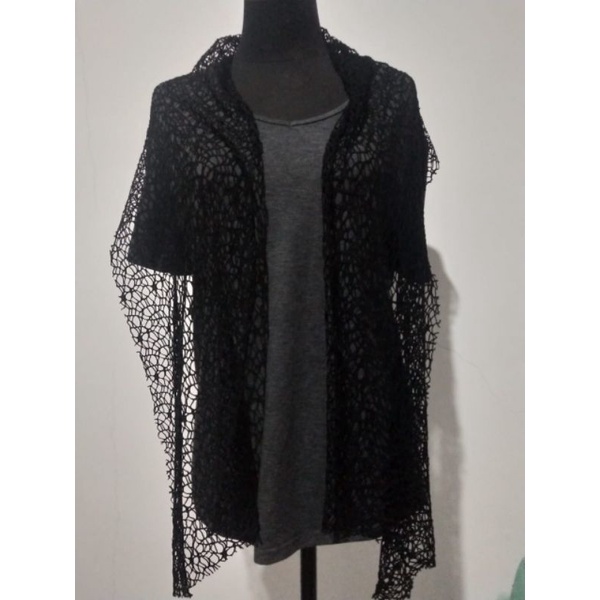 atasan kaos mix brukat nempel preloved