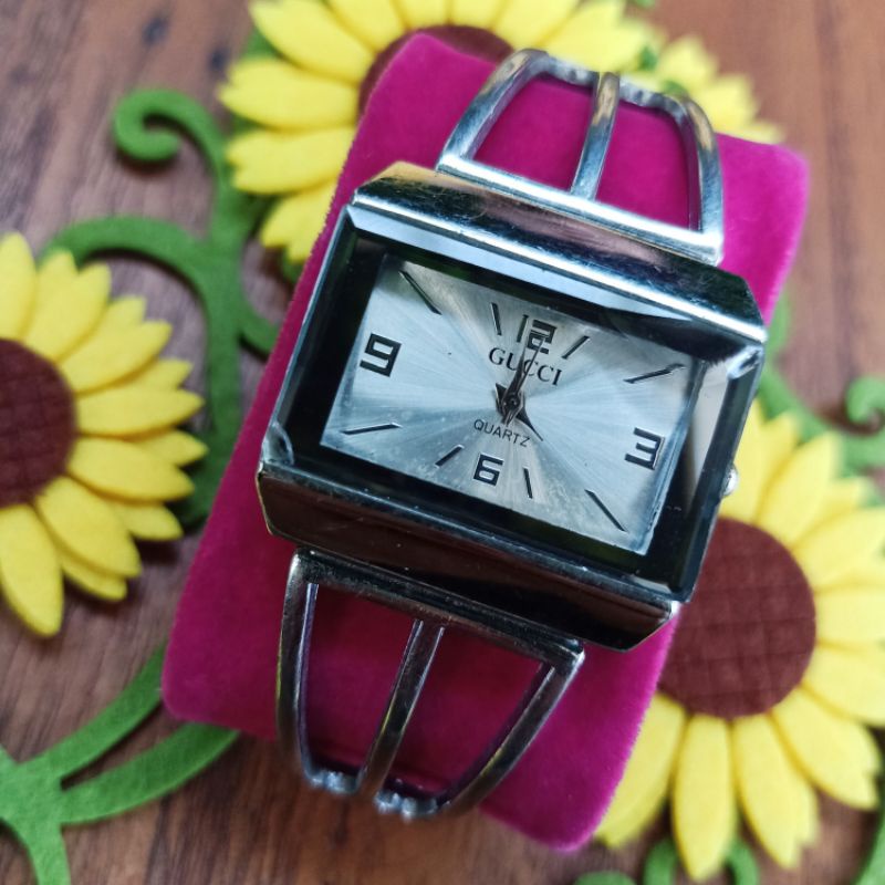 Jam Tangan GUCCI (Preloved)