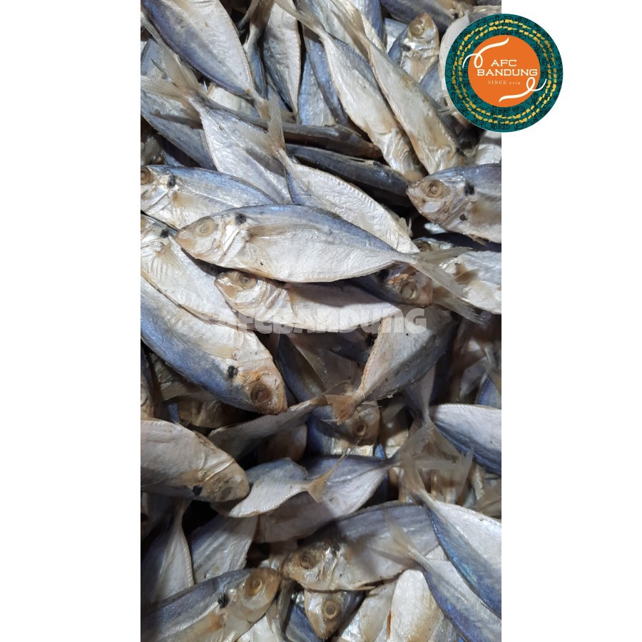 

Ikan Asin SELAR PUTIH 250gr Asin Ikan Selar 250gr