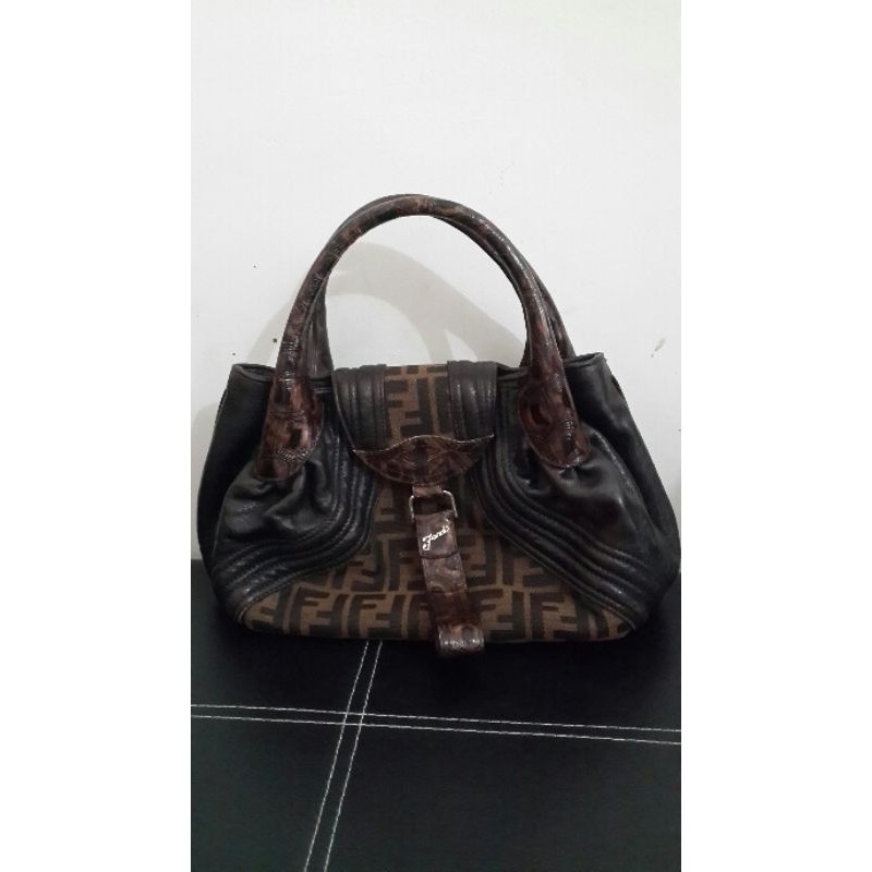 Preloved Fendi Spy Bag