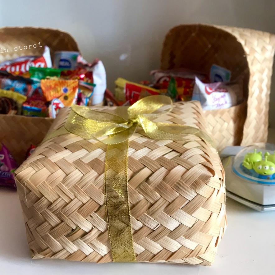 

Termurah PAKET HEMAT jajanan jaman dulu snack box/ hampers box/ birthday gift box/ hampers lebaran/ thr 