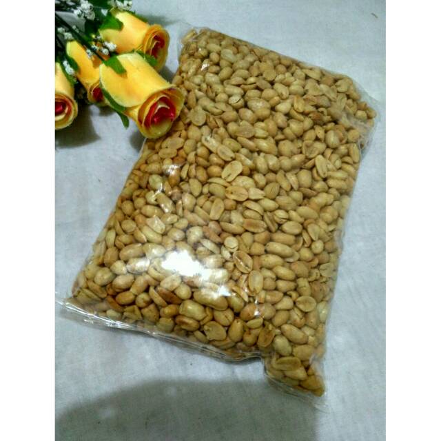 

Kacang Bawang Renyah Gurih Makanan Ringan Snack Lebaran