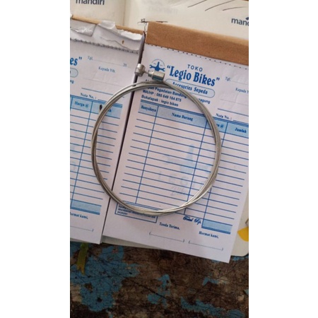 Kawat rem belakang sepeda