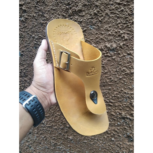 SANDAL KULIT ASLI UNTUK PRIA BERKUALITAS TINGGI