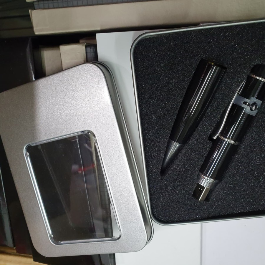 

PS-USB PEN 3 IN 1 16GB WITH TINBOX