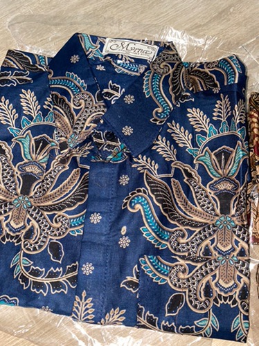 Batik Myrna - Kemeja Batik Atasan Lengan Pendek Pria Kembang Goyang Dongker