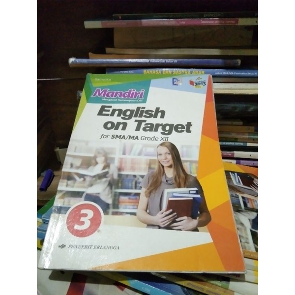 buku mandiri bahasa Inggris (English on target) SMA/MA kelas 3-12 penerbit Erlangga-0
