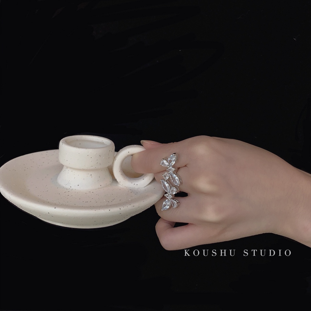 Super mengkilap kristal butterfly ring cahaya mewah minoritas desain pembukaan in Trendi dingin fash