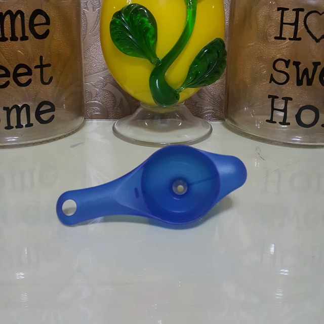 Corong Botol Tupperware.