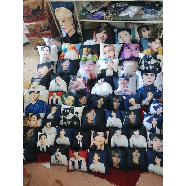 Bantal BTS ukuran 38x38 cm 7fates LDF