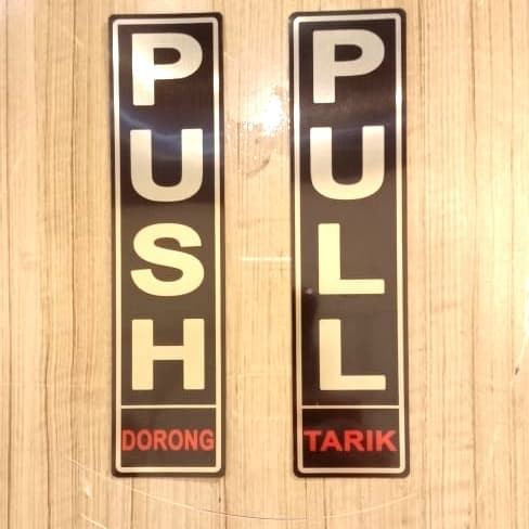 

SIGN LABEL K3 RAMBU SAFETY PUSH/ PULL HITAM UKURAN 4X18CM