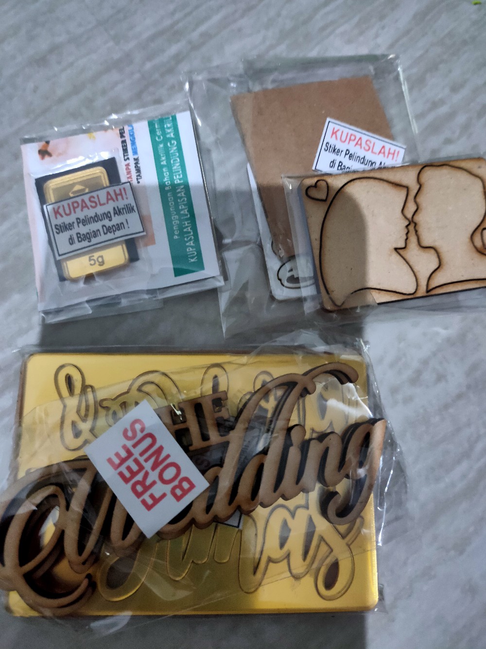 Rs 3,3 Cm Siluet Couple Muslim Mini Kayu Mdf / Chipboard / Triplex Dekorasi / Mahar / Seserahan