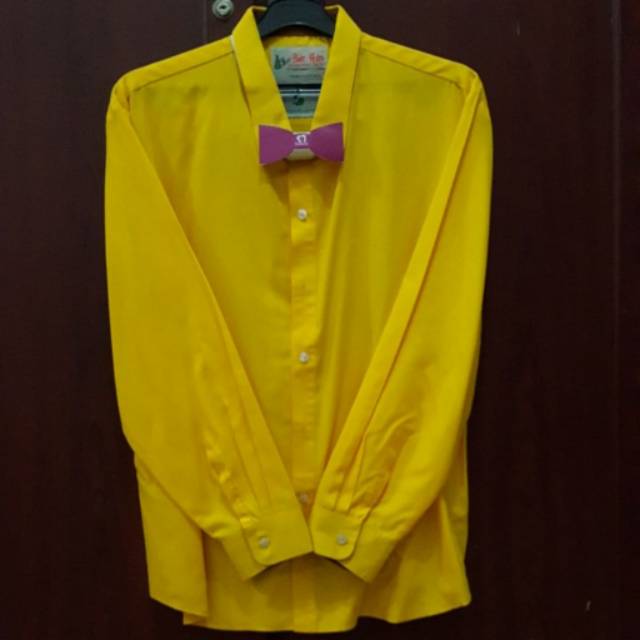 Preloved baju pria/kemeja pria kuning yellow Bie Hin