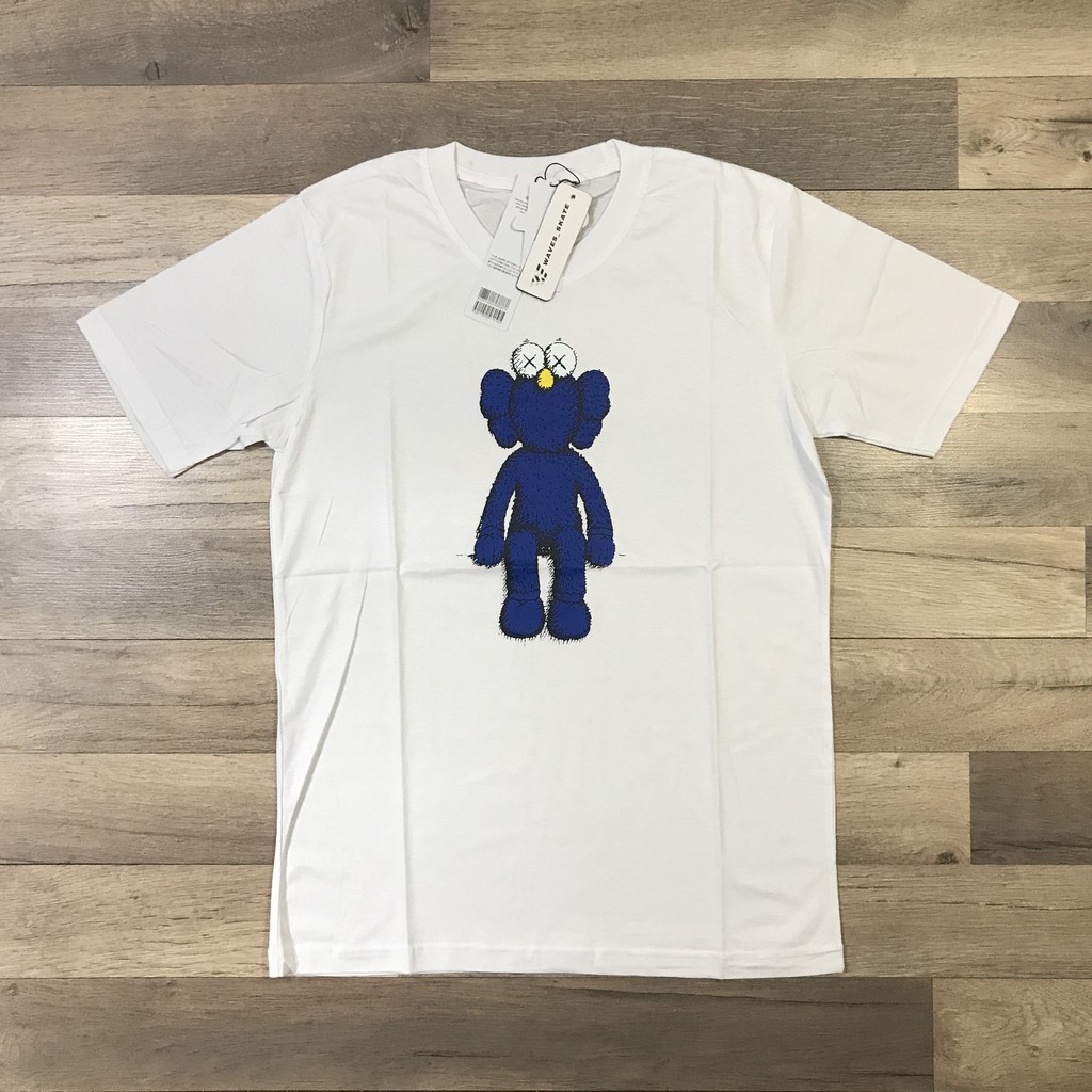 KAOS UNIQLO x KAWS (SUMMER UT GRAPHIC BLACK) - 100% COTTON - TERLARIS-BFF BLUE WHITE