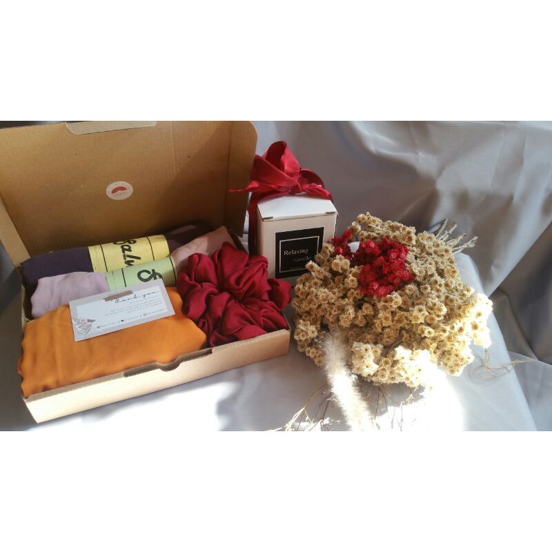 

gif box murah/ gif box kado/box bella/gif murah/kado ultah/hampers/hijab box
