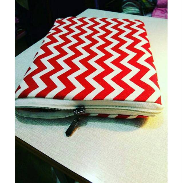 Cover Al Quran Resleting
Tas Quran Resleting persiapan Ramadhan