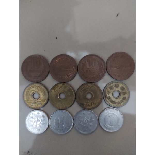 Mata uang jepang pecahan 1 yen