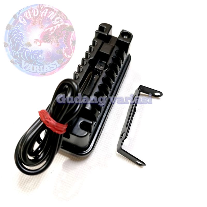 LAMPU TEMBAK SOROT E03 STAY 3 MATA TITIK SUPER TERANG