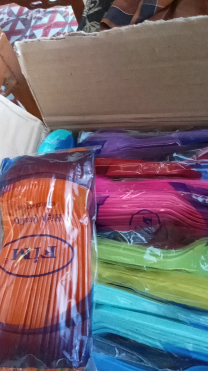 Sendok Makan Biru Tosca Merek Fim Harga 1 Pack Isi 25 Pcs