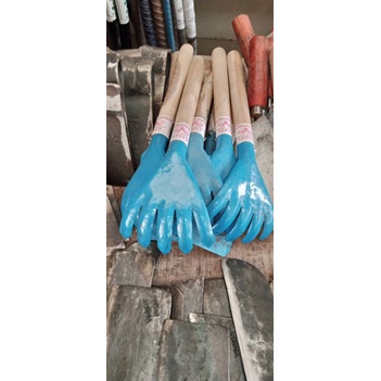 garukan rumput garukan brondol sawit garukan sampah