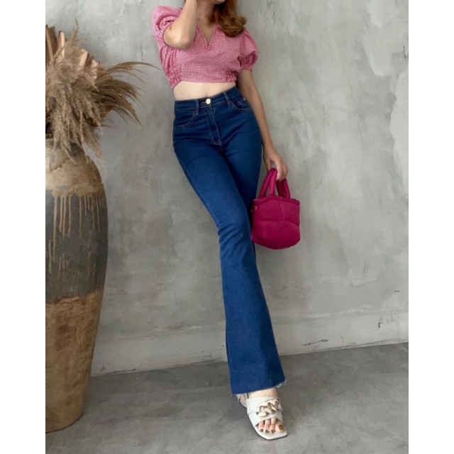 MCO - Celana Wanita HW Cutbray Yeslyn Unfinish Flare Cutbray